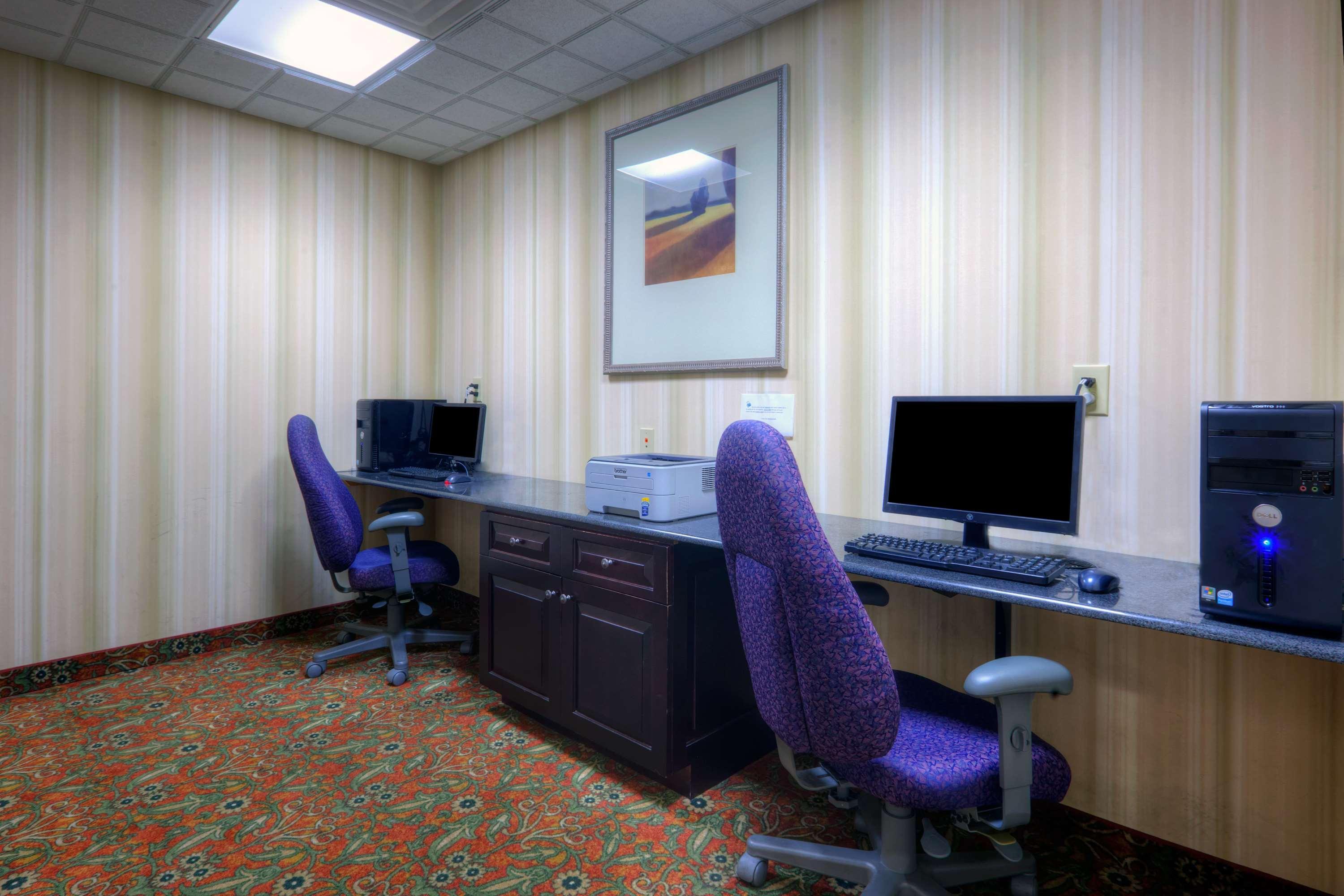 Country Inn & Suites By Radisson, Petersburg, Va Konforlar fotoğraf